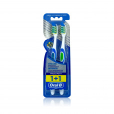 Oral B Extra Clean Medium Toothbrush 1+1 Oral B Extra Clean Medium Toothbrush 1+1